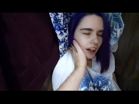 ❤️ Nakit-an akong igsoong babaye sa aparador ug gitabangan siya sa iyang cum ❌ sluts sa amon ❌